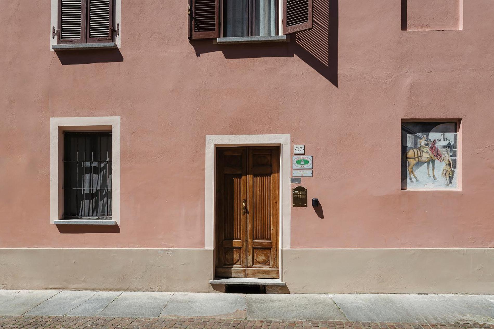 L' Estate Di San Martino Room Rental - Free Park Άστι Εξωτερικό φωτογραφία
